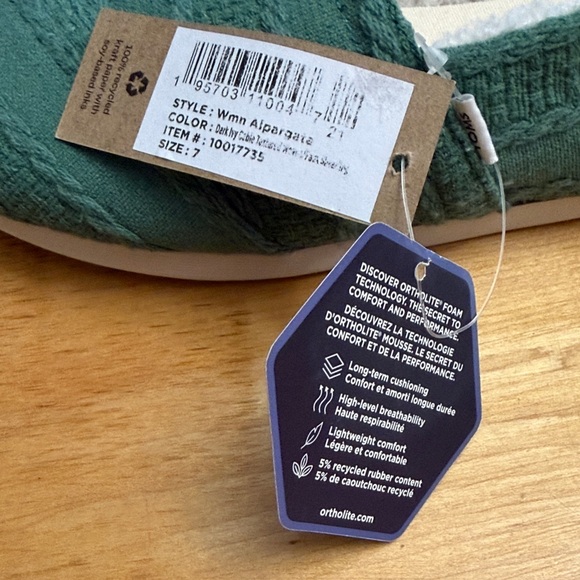 TOMS Green Cozy Slip-Ons - Picture 2 of 5